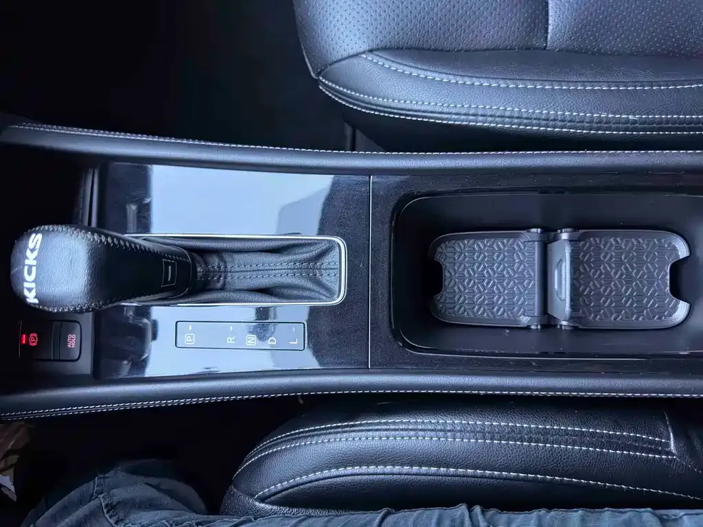 Nissan Kicks — фото 10