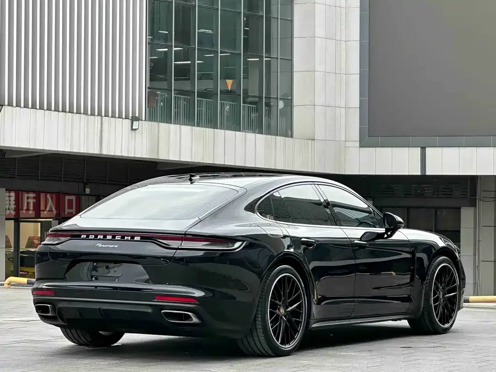 Porsche Panamera — фото 9