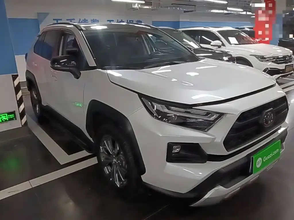 Toyota RAV4 — фото 2