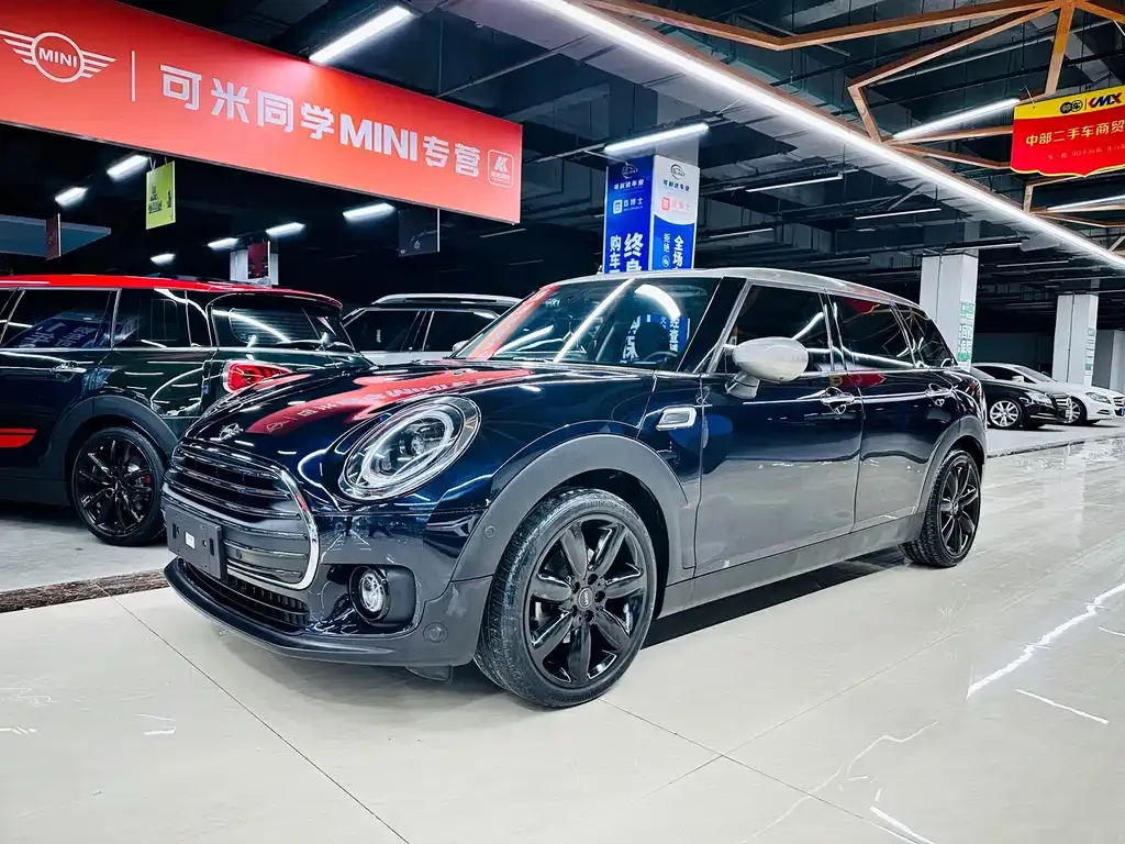 MINI Clubman — фото 1