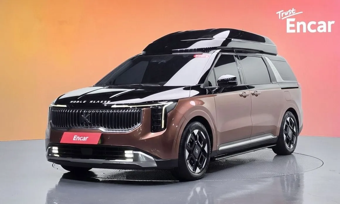 Kia Carnival — фото 1