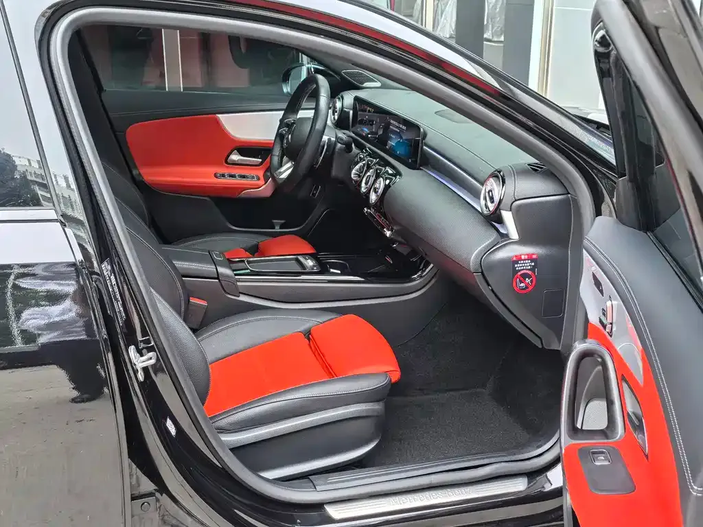 Mercedes-Benz A-Class AMG — фото 7