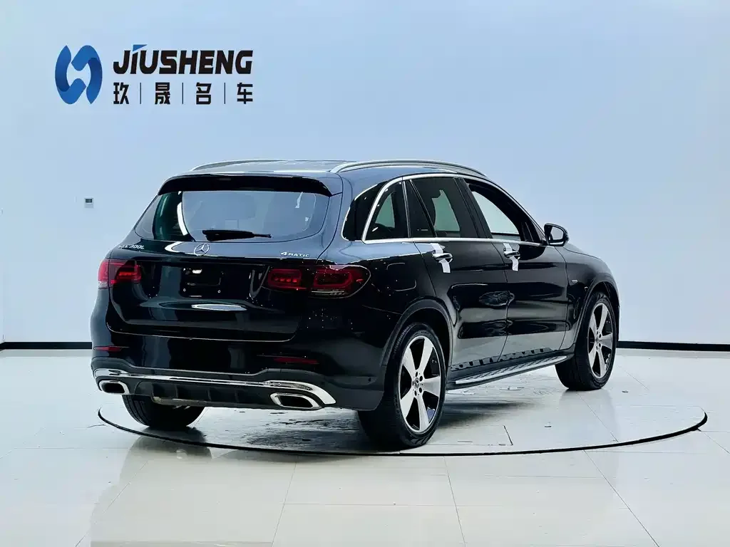 Mercedes-Benz GLC — фото 9