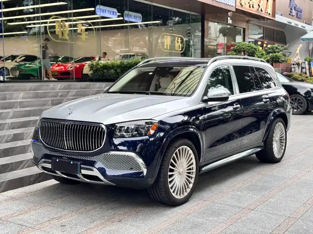 Mercedes-Benz GLS — фото 1