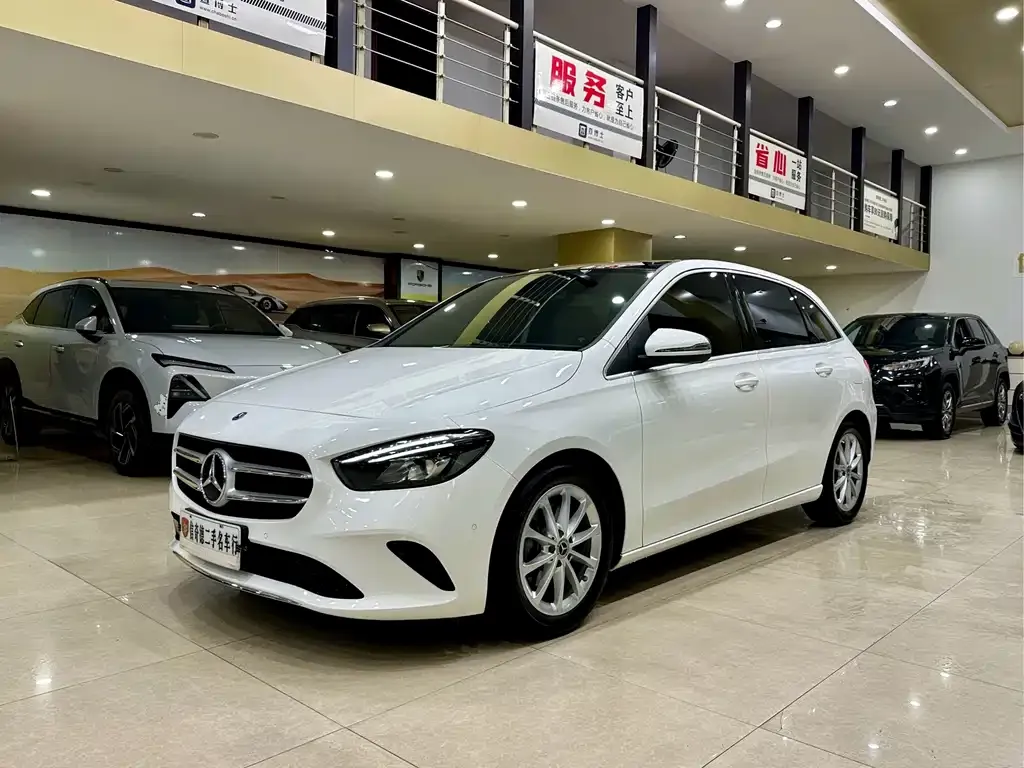 Mercedes-Benz B-Class — фото 1