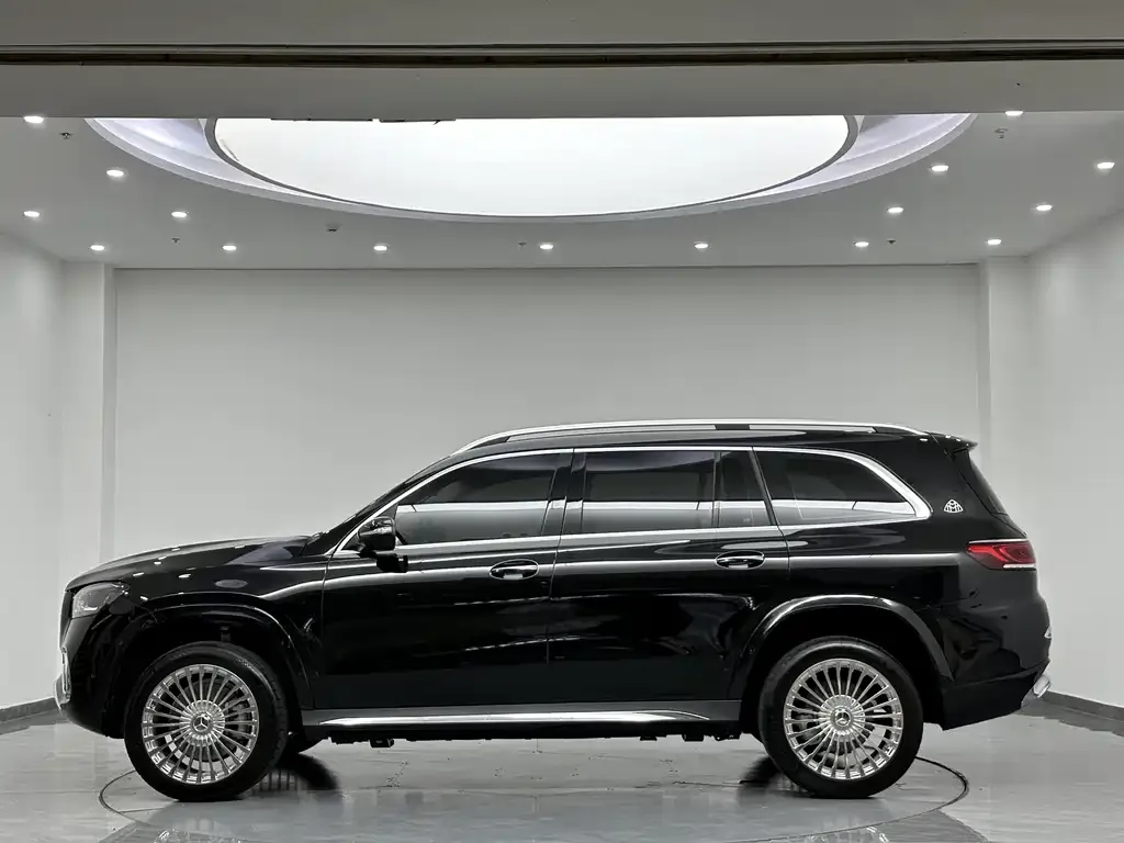 Mercedes-Benz GLS — фото 7