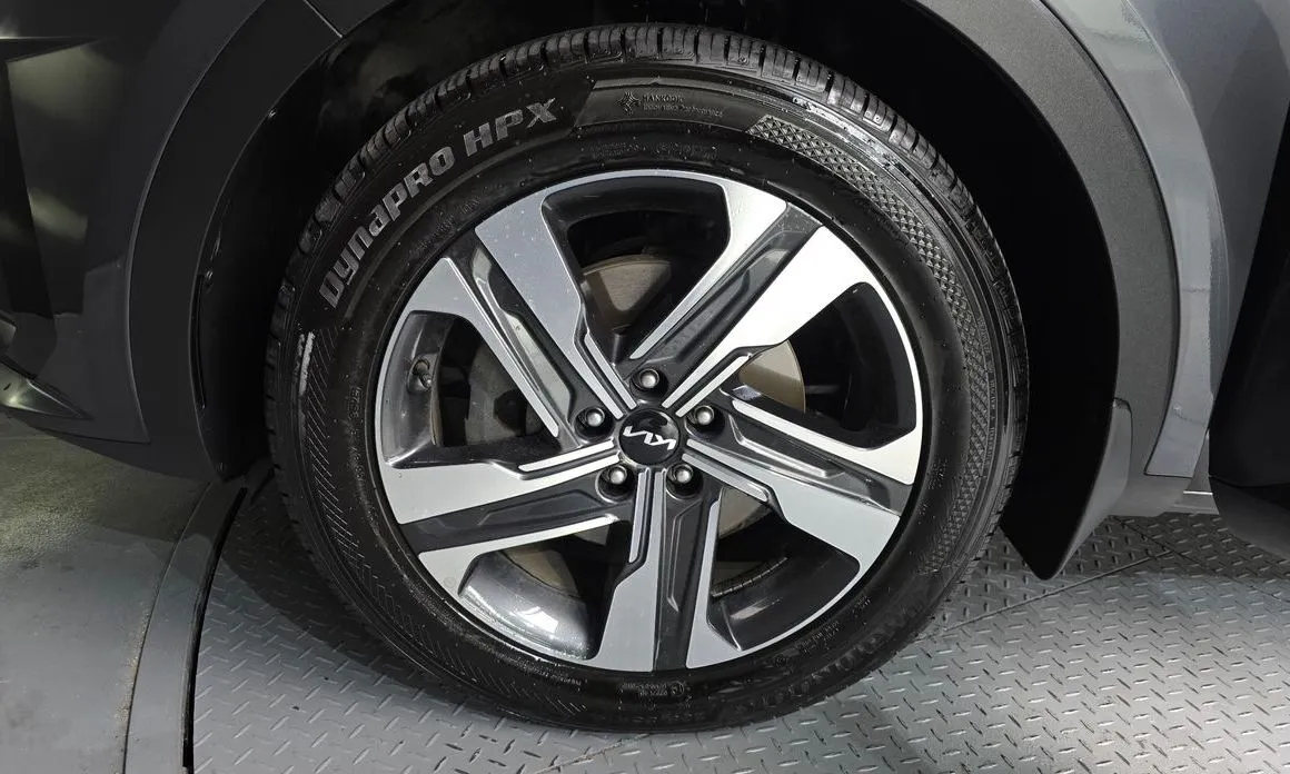 Kia Sorento — фото 4