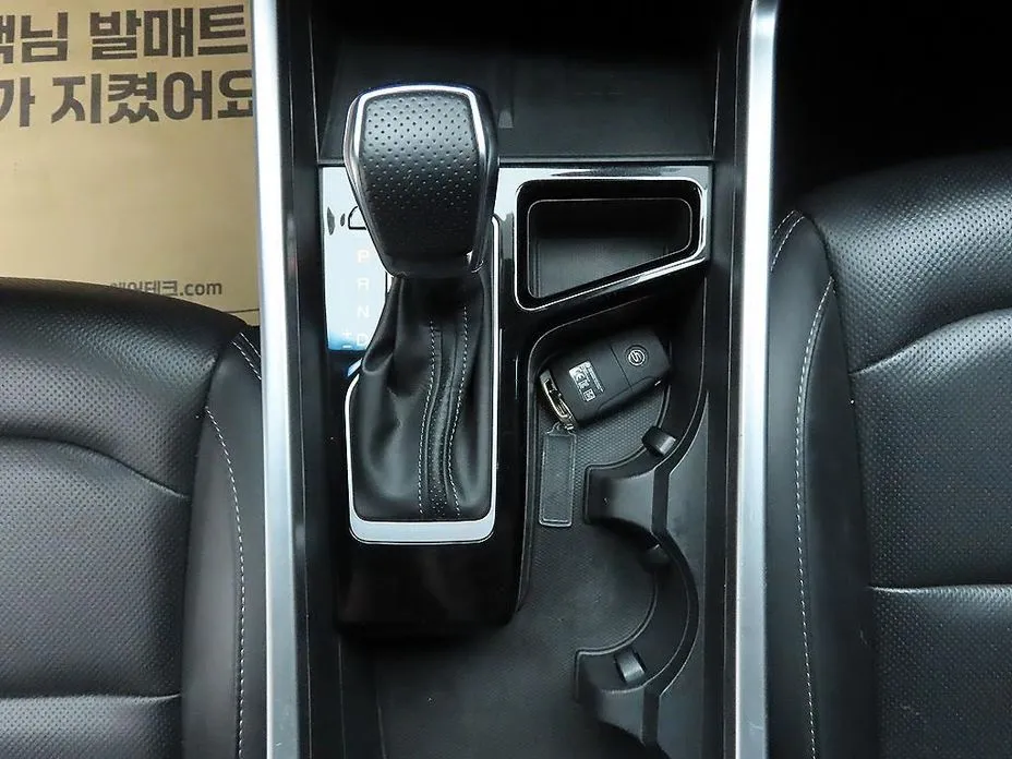 KG Mobility (Ssangyong) Torres — фото 9