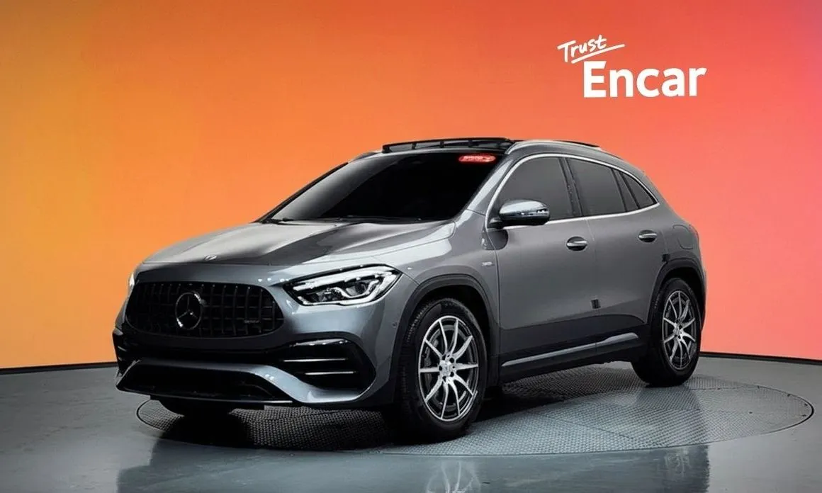 Mercedes-Benz GLA-Class — фото 1