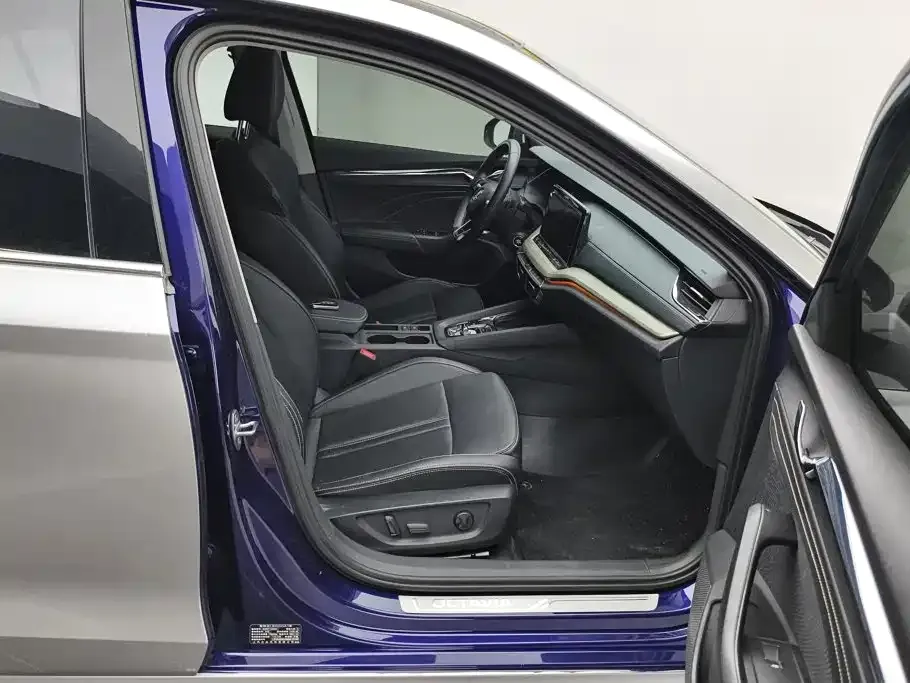 Skoda Octavia — фото 2