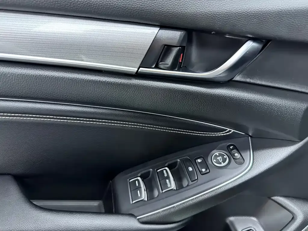 Honda Inspire — фото 6