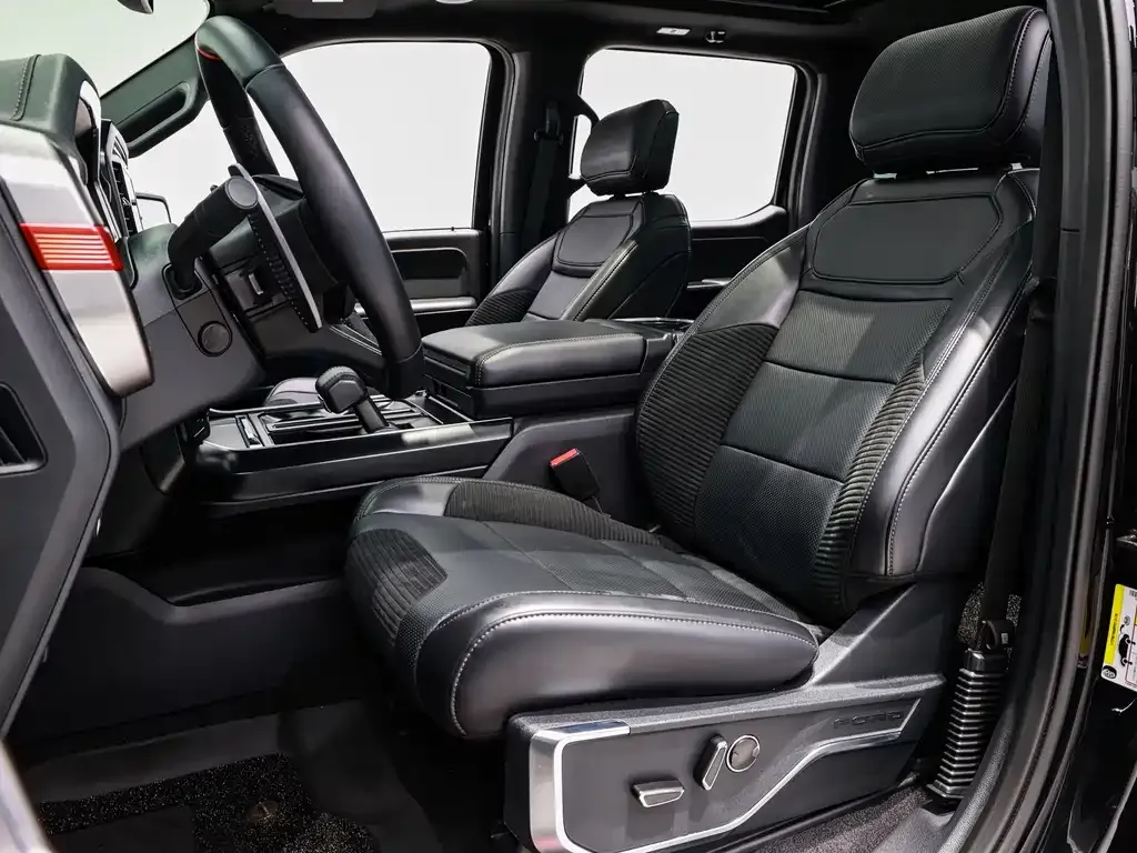 Ford F-150 Raptor — фото 10