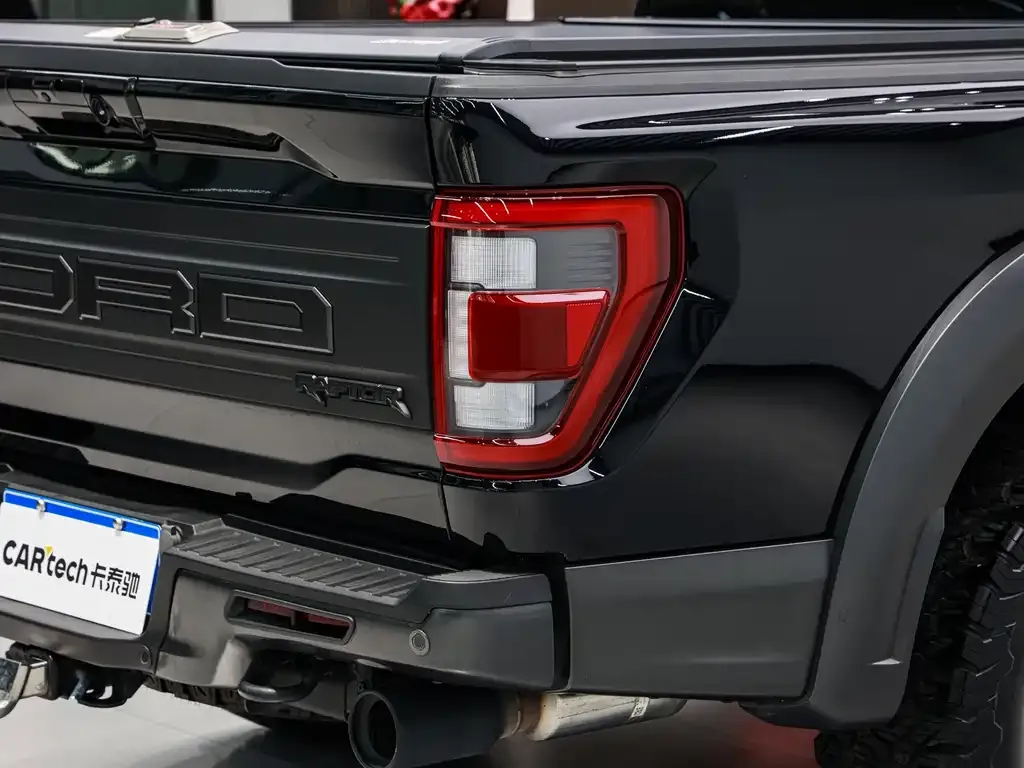 Ford F-150 Raptor — фото 7