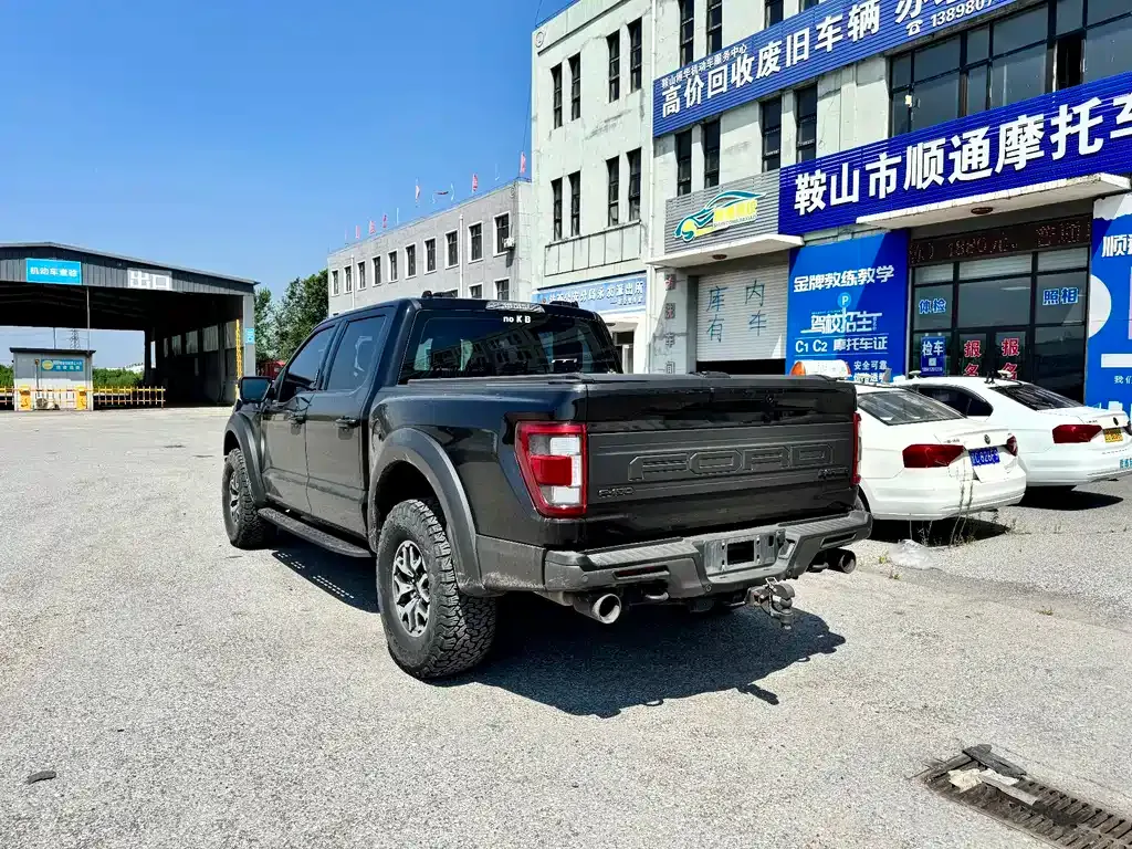Ford F-150 Raptor — фото 7
