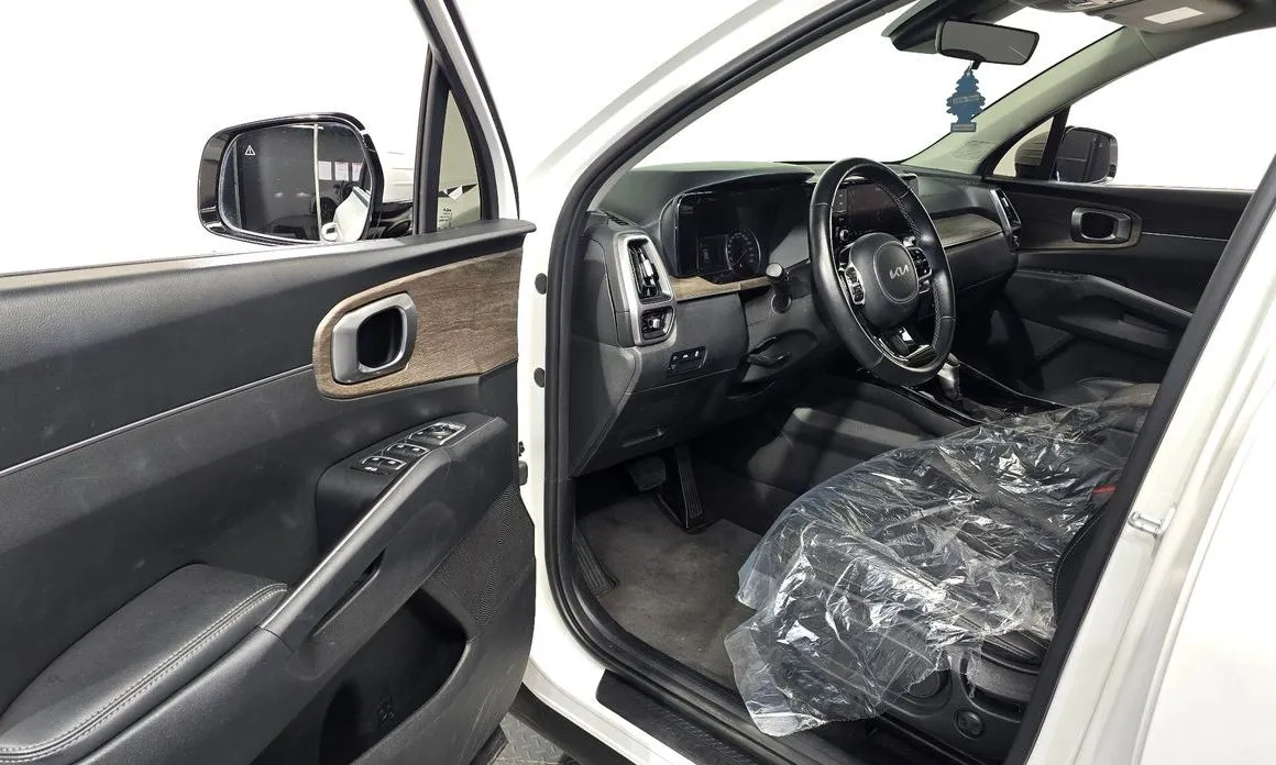 Kia Sorento — фото 10