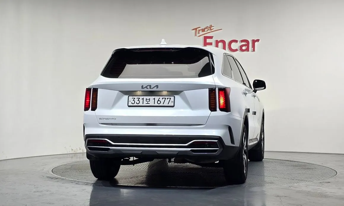 Kia Sorento — фото 7