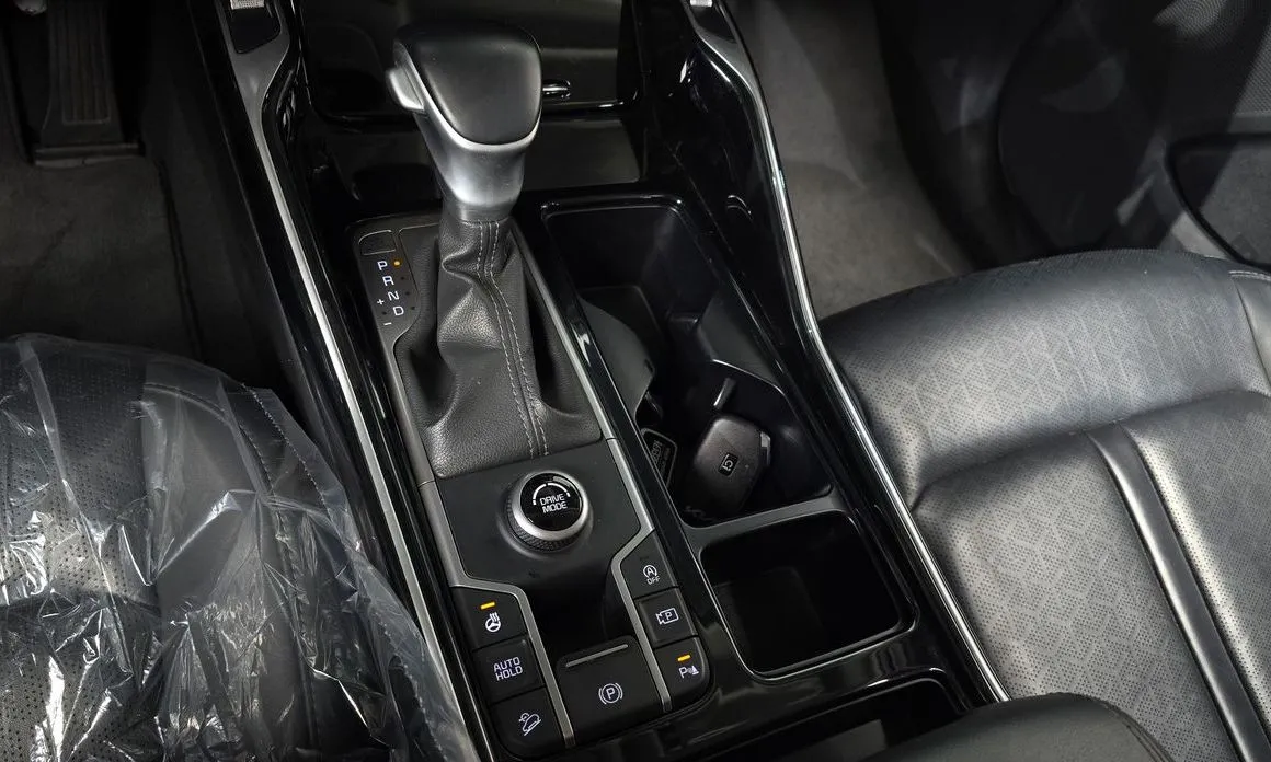 Kia Sorento — фото 9