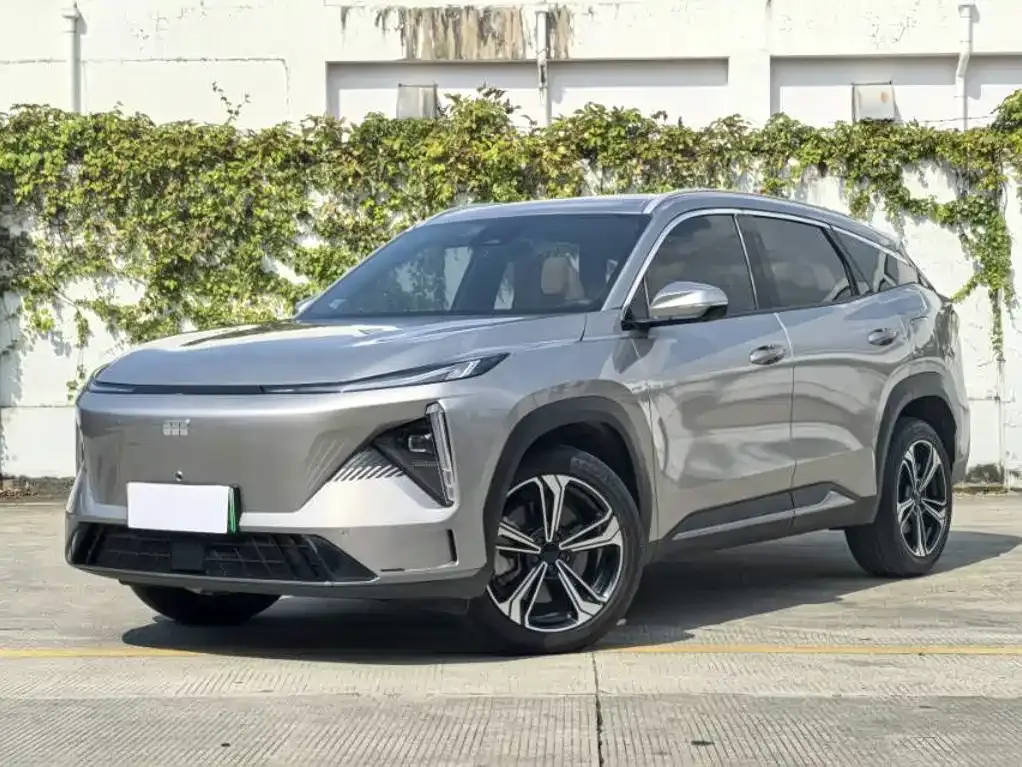 Geely Galaxy L7 — фото 1