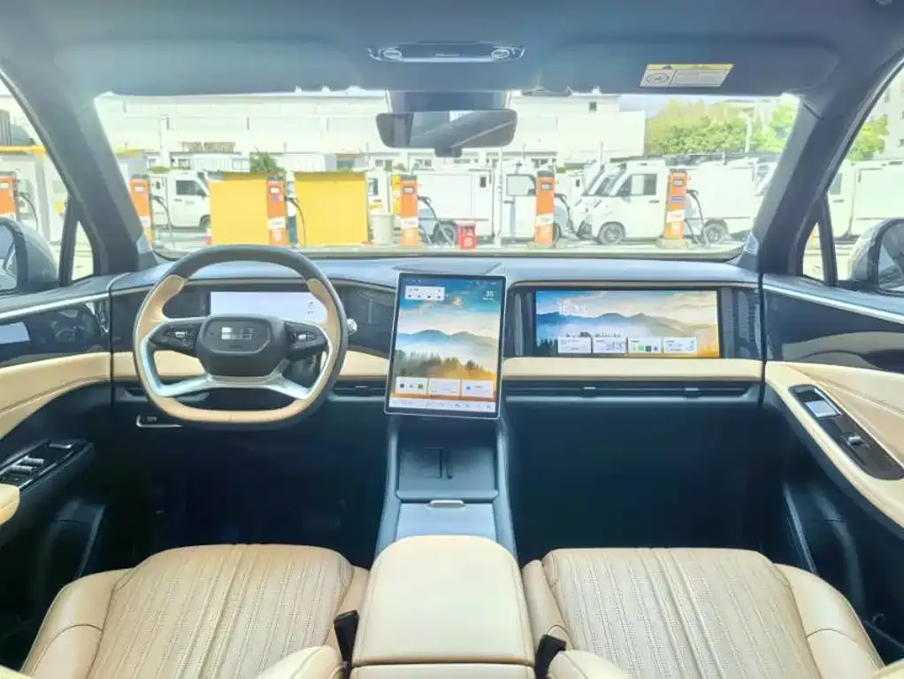 Geely Galaxy L7 — фото 2