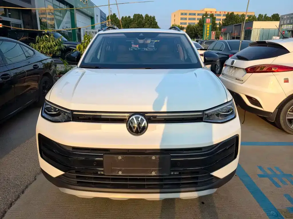 Volkswagen Tharu — фото 8