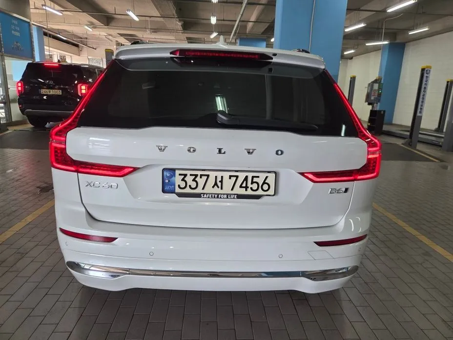 Volvo XC60 — фото 4