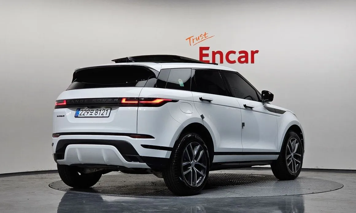Land Rover Range Rover Evoque — фото 3