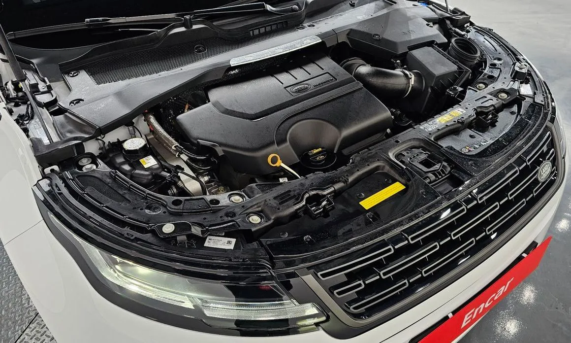 Land Rover Range Rover Evoque — фото 10