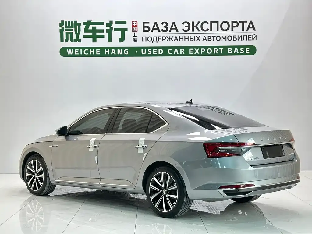Skoda Superb — фото 6