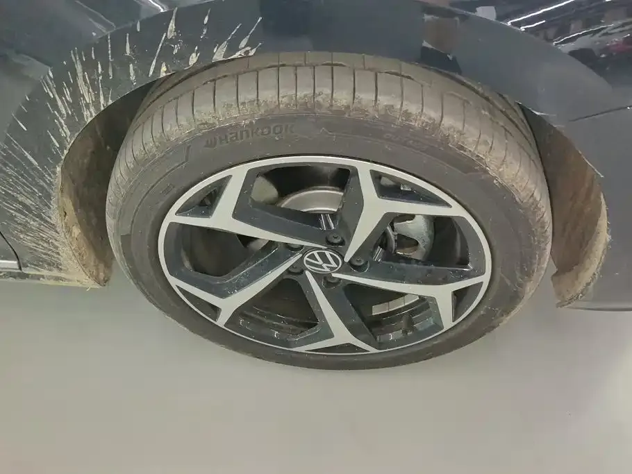 Volkswagen Passat — фото 5