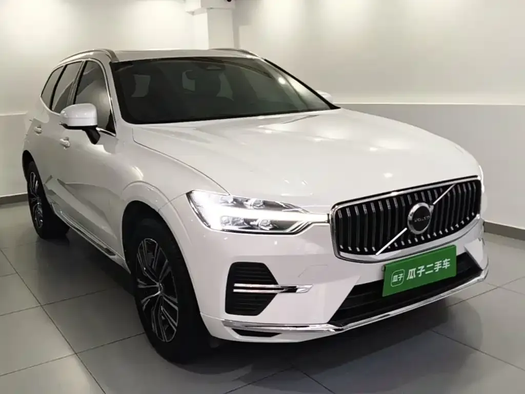 Volvo XC60 — фото 2