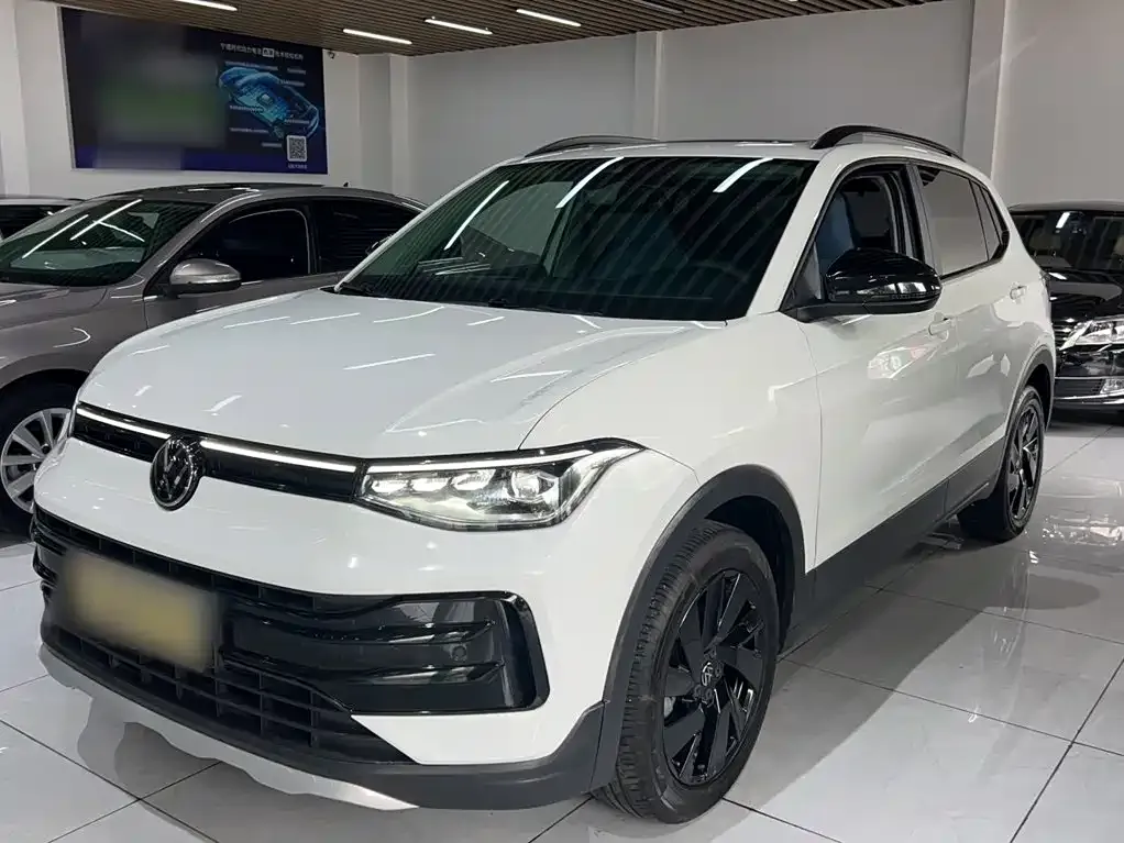 Volkswagen Tharu — фото 1