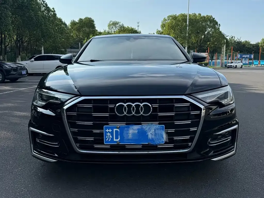 Audi A6L — фото 8