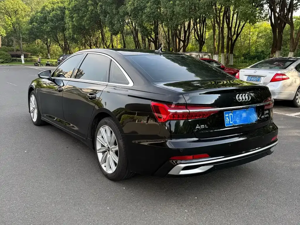 Audi A6L — фото 6