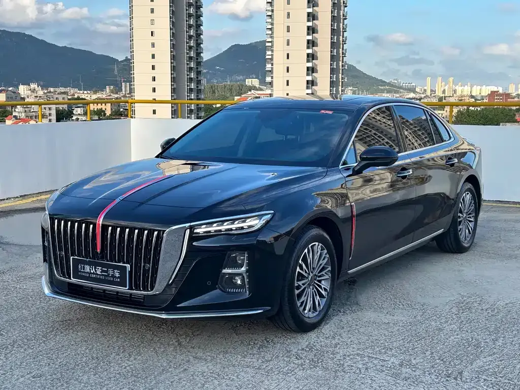 Hongqi H5 — фото 1