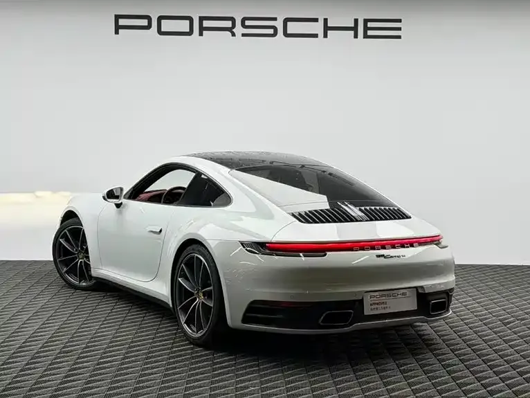 Porsche 911 — фото 8