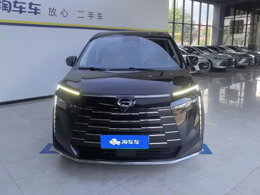GAC Motor 传祺E8 PHEV — фото 10