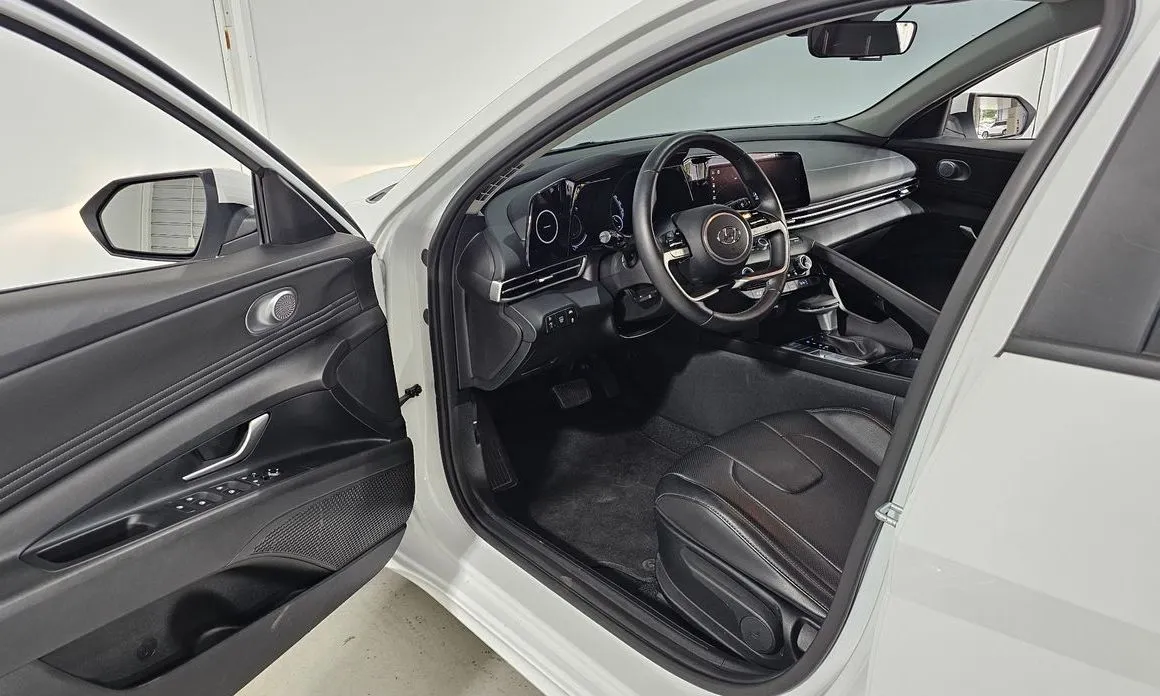 Hyundai AVANTE — фото 6