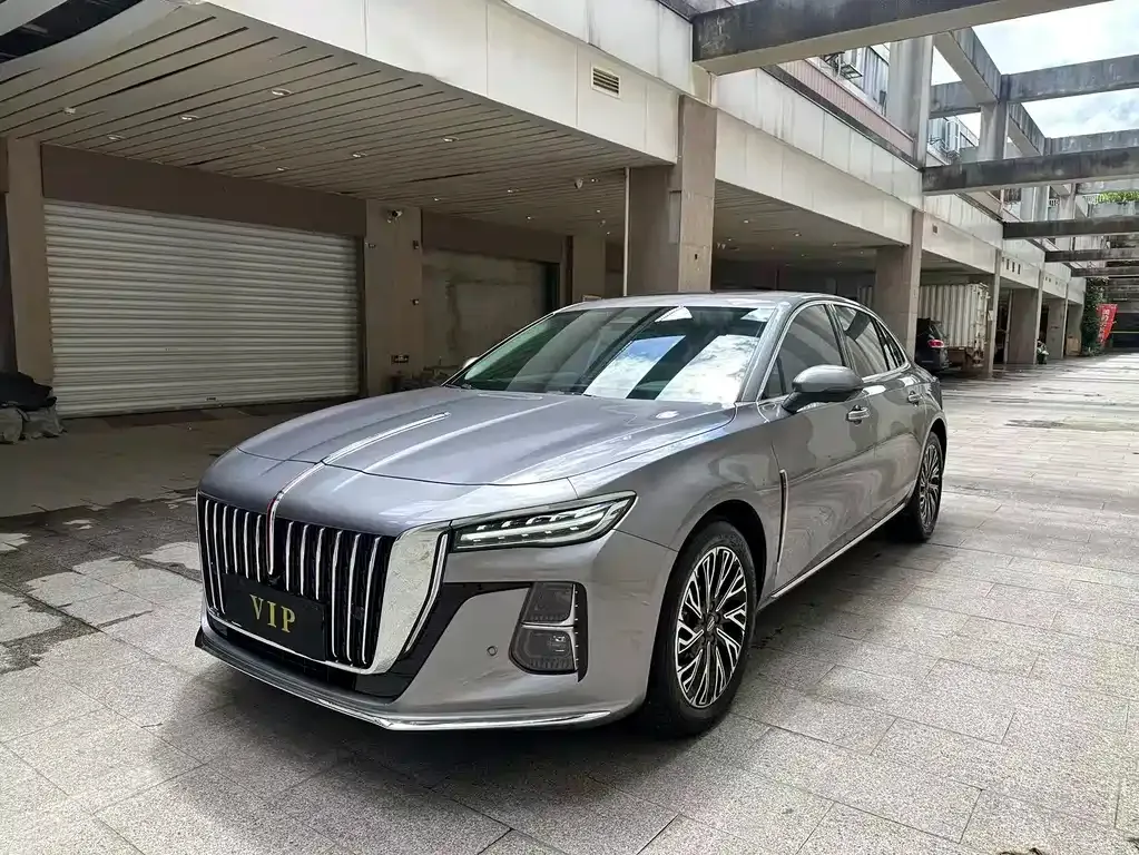 Hongqi H5 — фото 1