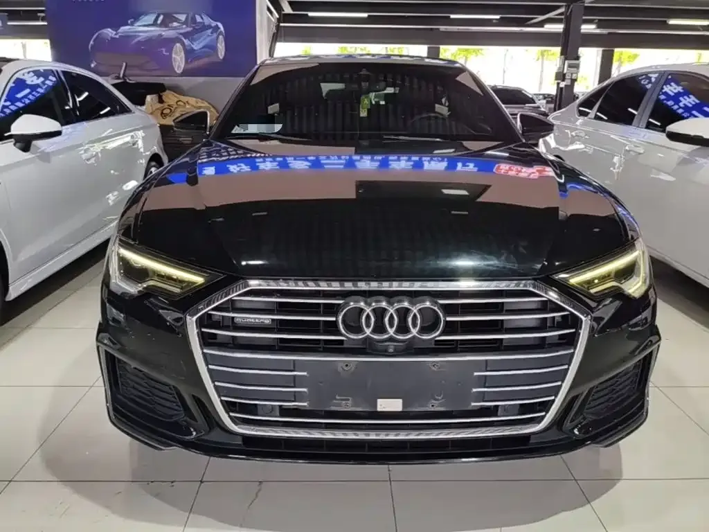 Audi A6L — фото 9