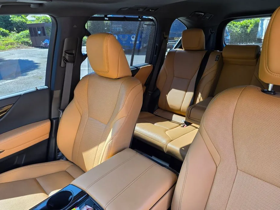 Lexus LX — фото 3