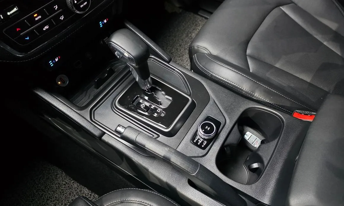 KG Mobility (Ssangyong) Rexton — фото 8