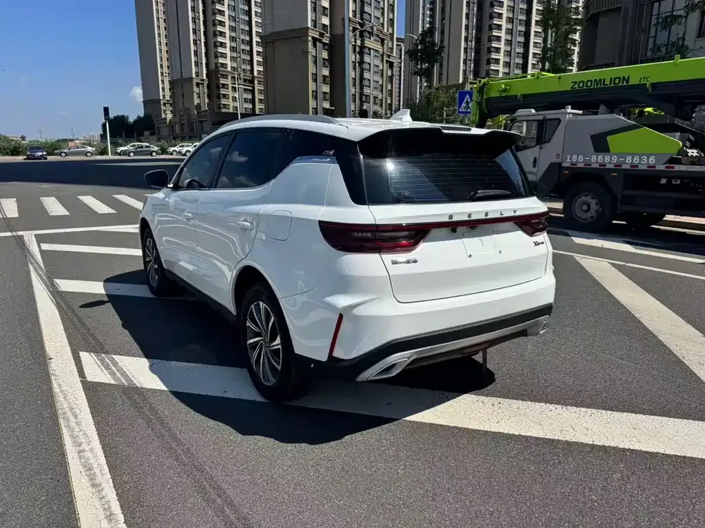 Geely Vision X6 — фото 6