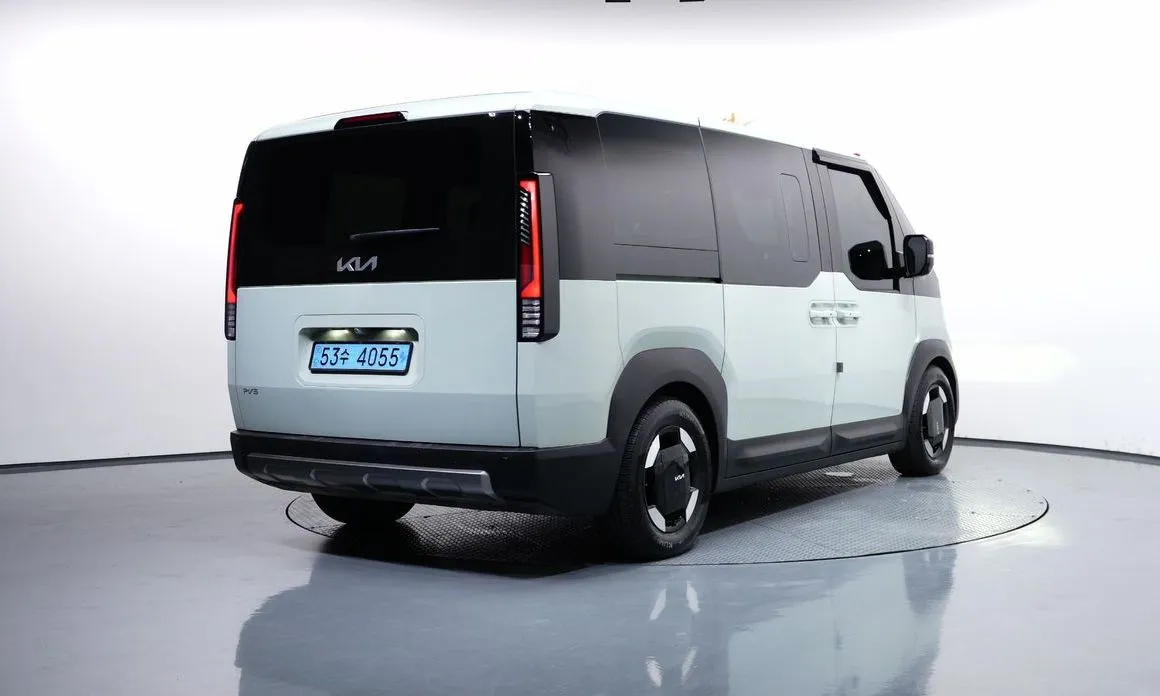 Kia PV5 — фото 4
