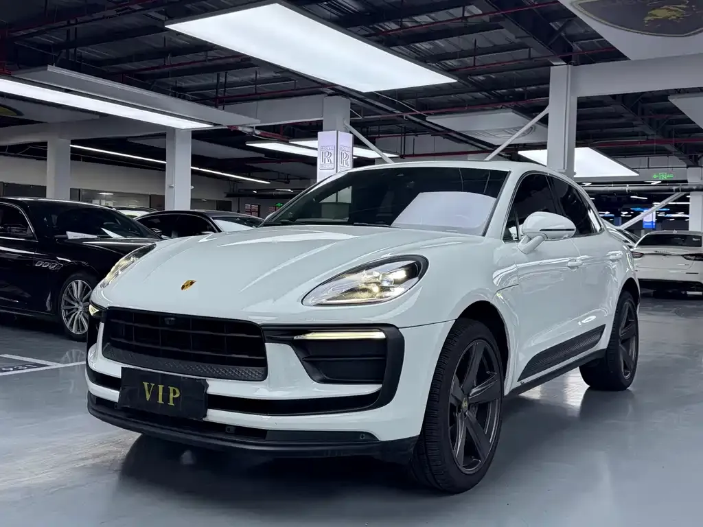 Porsche Macan — фото 1