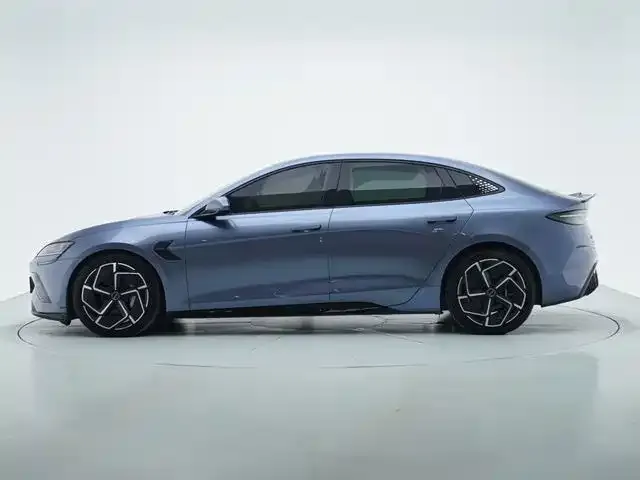 BYD Seal — фото 4