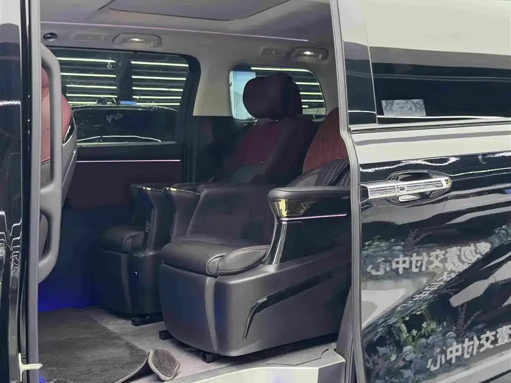 GAC Motor Trumpchi E9 — фото 10