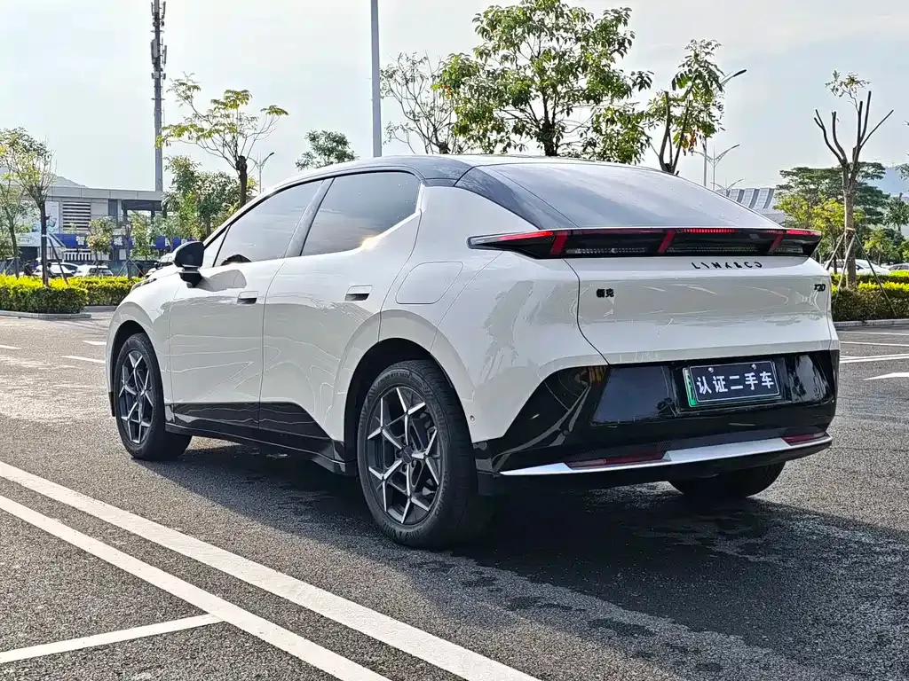 Lynk & Co Z20 — фото 10
