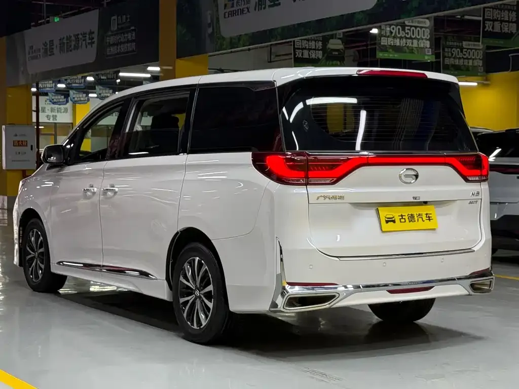 GAC Motor Trumpchi M8 — фото 2
