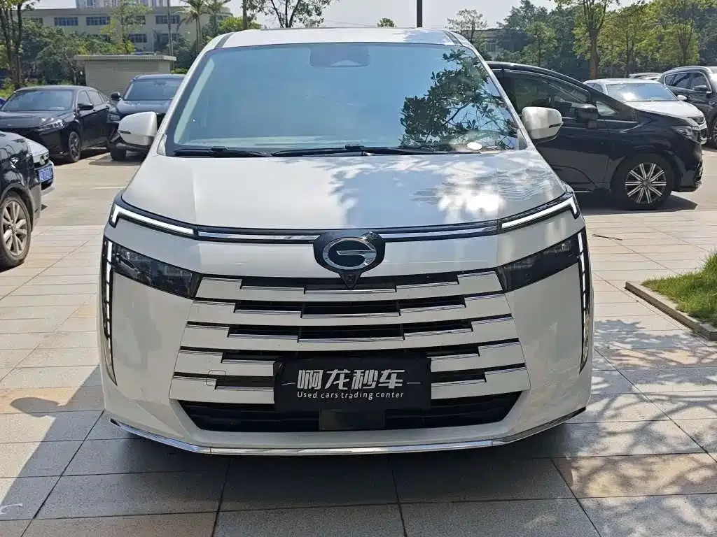 GAC Motor Trumpchi E8 — фото 4