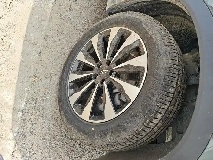 Chery Tiggo 8 PLUS — фото 10